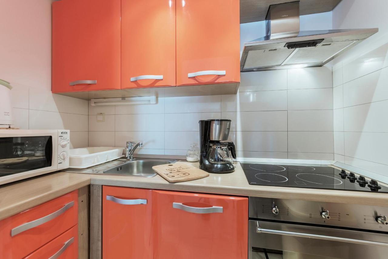 Apartments Villa Lungomare بولا المظهر الخارجي الصورة